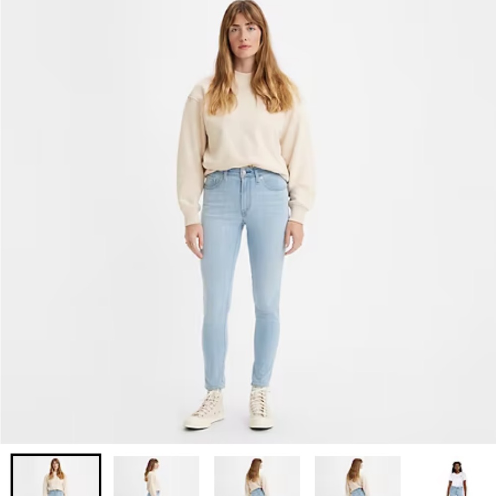 Levi’s 721 High Rise Skinny Ankle with ankle slit